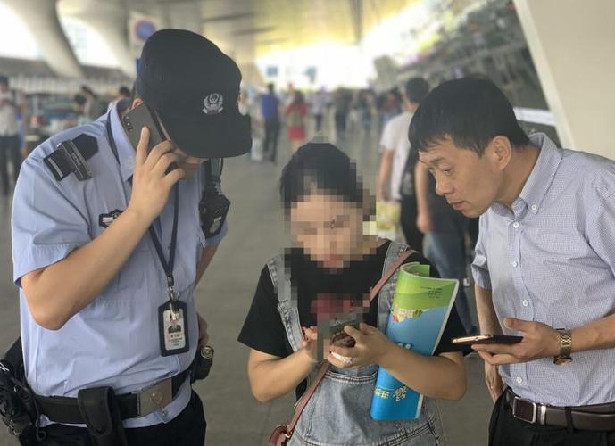 送孙子上学被撞身亡,奶奶送孙子上学遇车祸